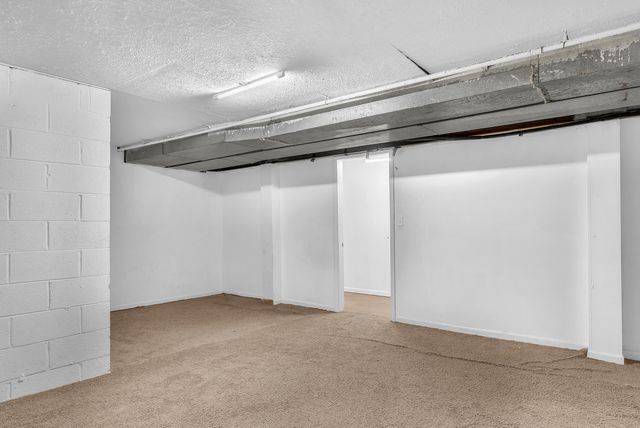 325 Cedar Street NW, Demotte, IN 46310