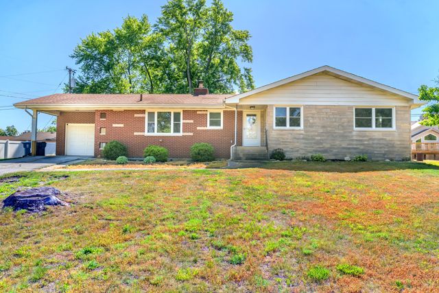325 Cedar Street NW, Demotte, IN 46310