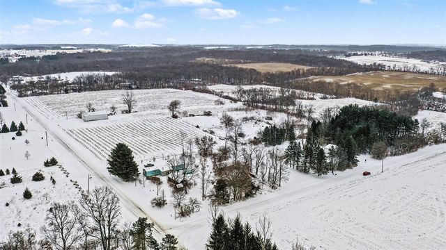 13072 Garber Road, Constantine, MI 49042