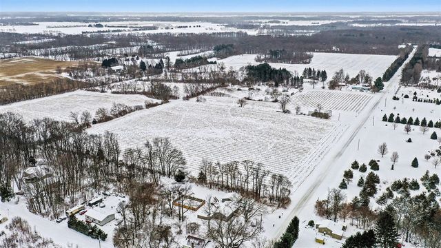 13072 Garber Road, Constantine, MI 49042