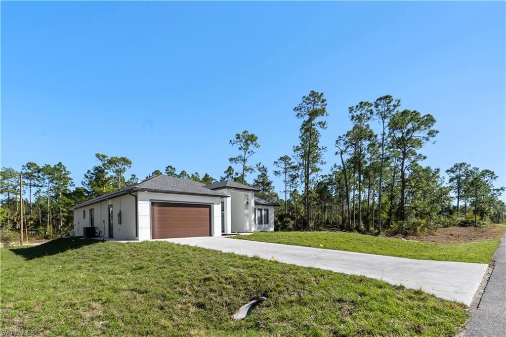 1112 Calvin AVE, LEHIGH ACRES, FL 33972 — exterior