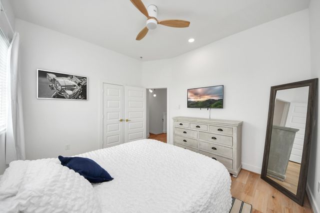 2211 Bevis Street, Houston, TX 77008