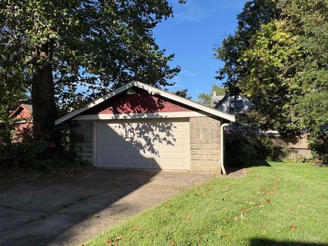 3927 Delmar Avenue, Cheviot, OH 45211