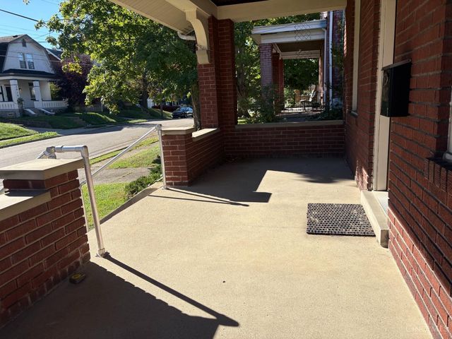 3927 Delmar Avenue, Cheviot, OH 45211