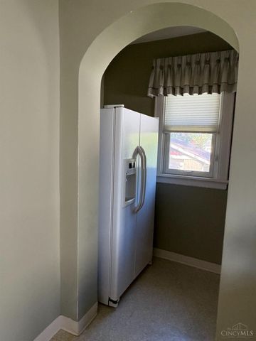 3927 Delmar Avenue, Cheviot, OH 45211