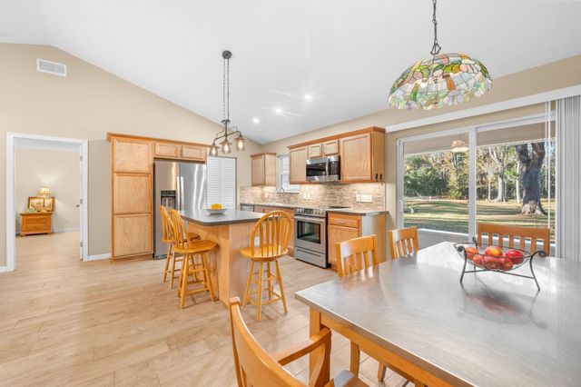 5011 Avenue B, St Augustine, FL 32095