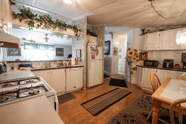 251 E Sycamore, Murchison, TX 75778