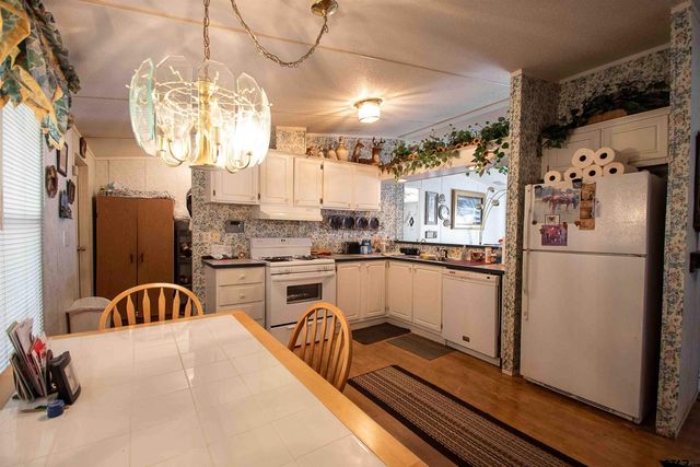 251 E Sycamore, Murchison, TX 75778