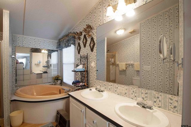 251 E Sycamore, Murchison, TX 75778