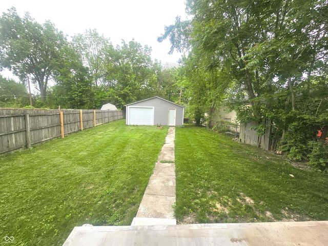 1720 Johnson Avenue, Anderson, IN 46016