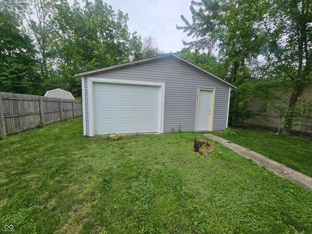 1720 Johnson Avenue, Anderson, IN 46016