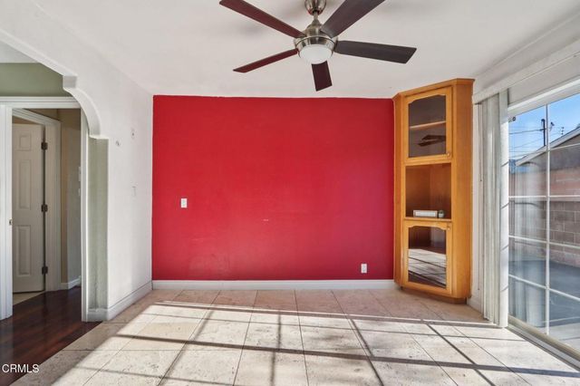 419 Dartmouth Road, Santa Paula, CA 93060