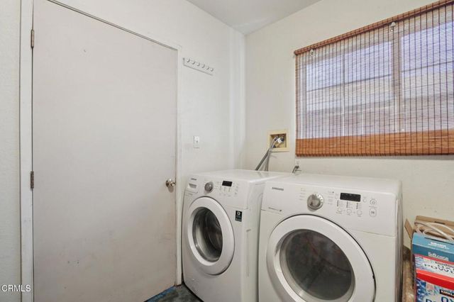 419 Dartmouth Road, Santa Paula, CA 93060