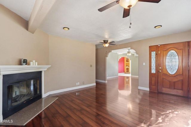 419 Dartmouth Road, Santa Paula, CA 93060