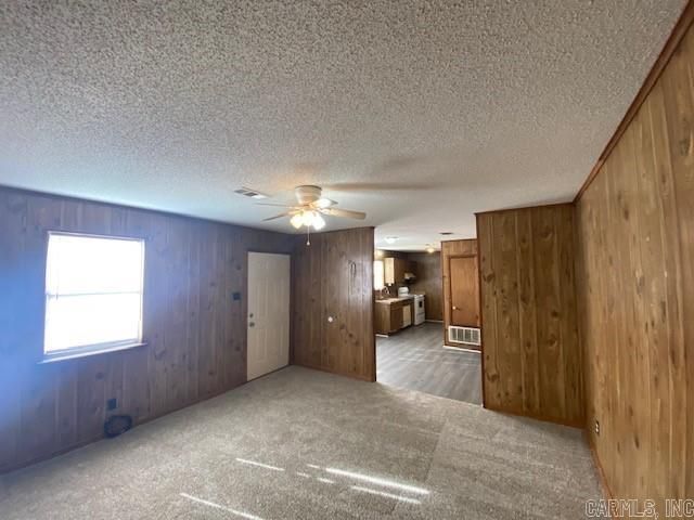 1505 N Poplar, North Little Rock, AR 72116