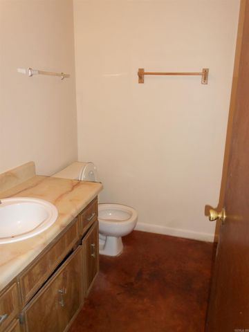 1505 N Poplar, North Little Rock, AR 72116