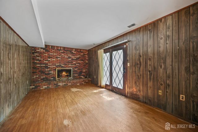 9 Lani Street, Monroe, NJ 08831