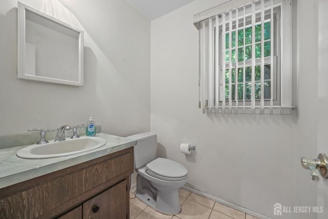 9 Lani Street, Monroe, NJ 08831