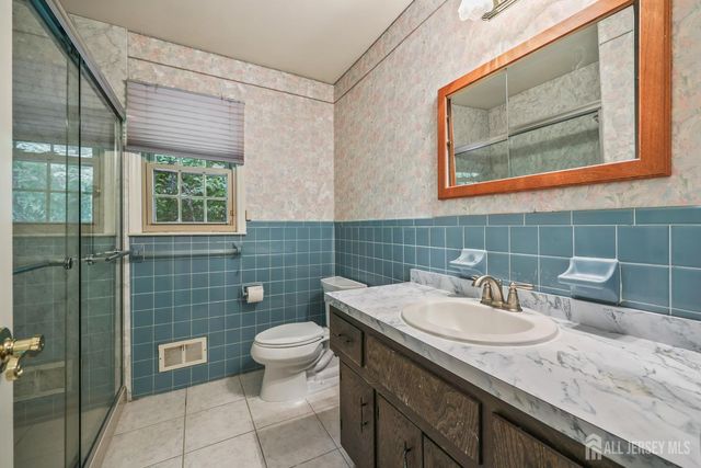 9 Lani Street, Monroe, NJ 08831