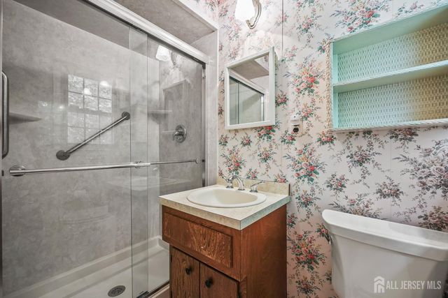 9 Lani Street, Monroe, NJ 08831