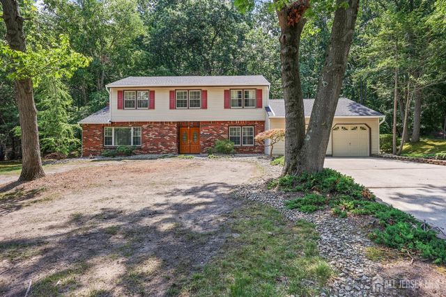 9 Lani Street, Monroe, NJ 08831