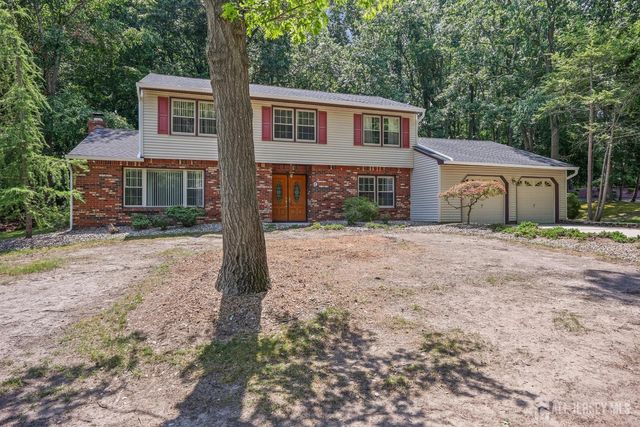 9 Lani Street, Monroe, NJ 08831