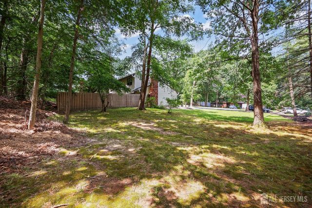9 Lani Street, Monroe, NJ 08831