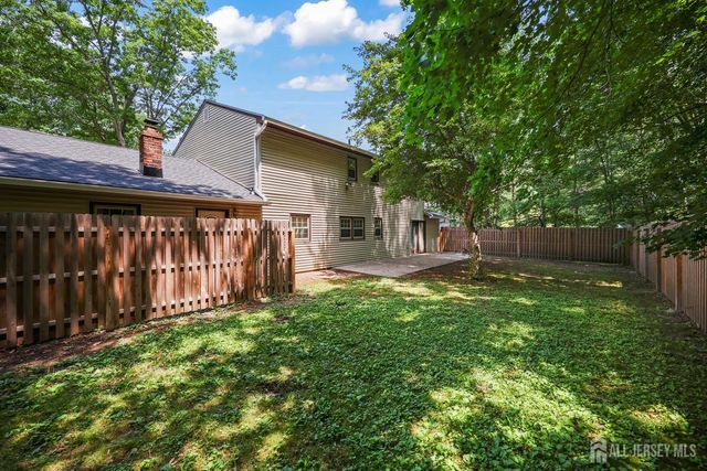 9 Lani Street, Monroe, NJ 08831