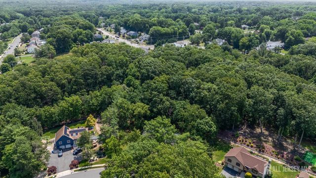 9 Lani Street, Monroe, NJ 08831