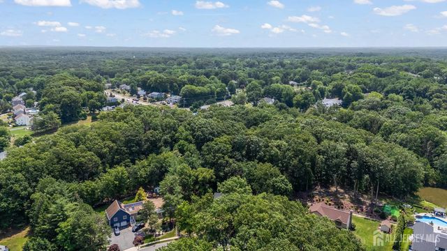 9 Lani Street, Monroe, NJ 08831