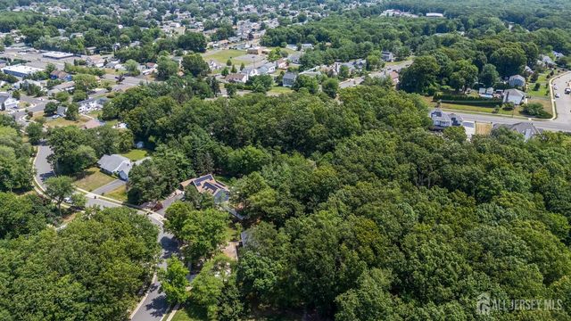 9 Lani Street, Monroe, NJ 08831