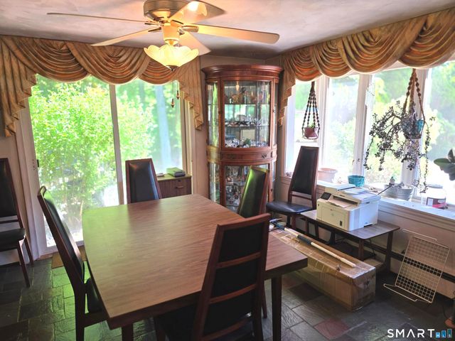 54 Hemlock Ridge, Cheshire, CT 06410