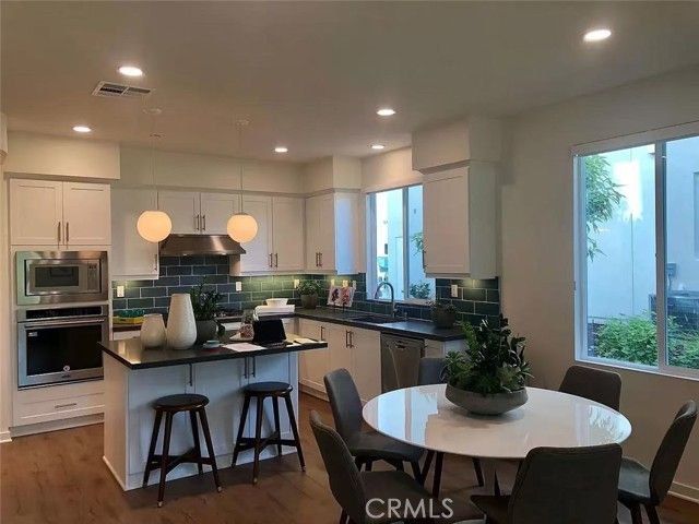 335 Magnet, Irvine, CA 92618