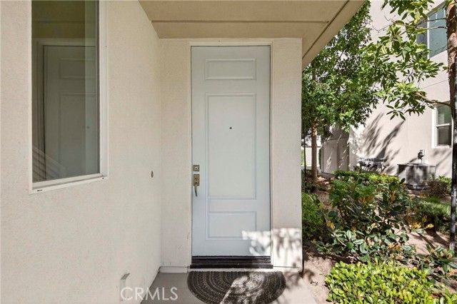 335 Magnet, Irvine, CA 92618