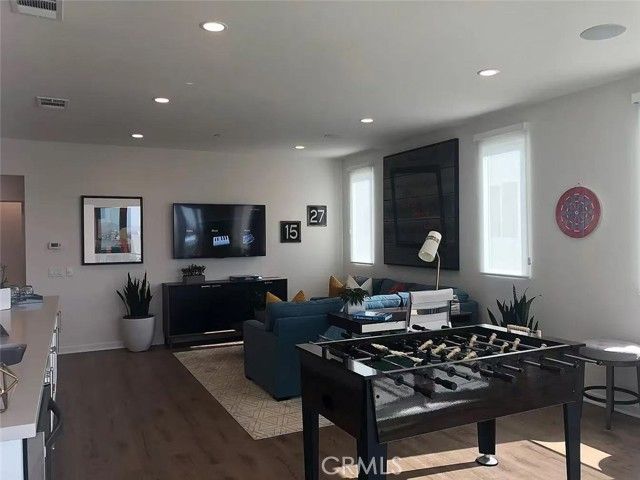 335 Magnet, Irvine, CA 92618