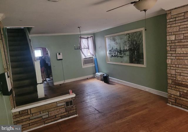 3110 E ST, Philadelphia, PA 19134