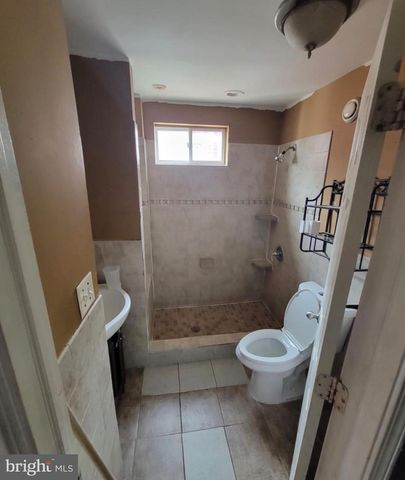 3110 E ST, Philadelphia, PA 19134