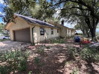 1500 S China Road, China, TX 77613