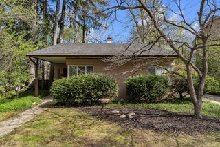 803 Barton Drive, Ann Arbor, MI 48105