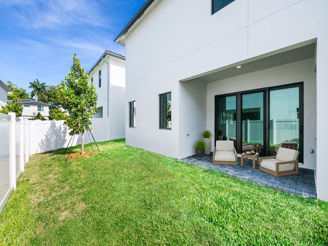 1429 SW 23rd Court, Fort Lauderdale, FL 33315