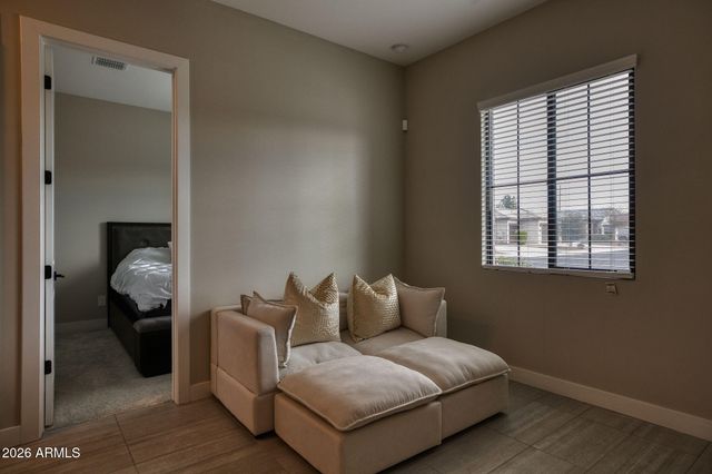 7434 N 80th Lane, Glendale, AZ 85303