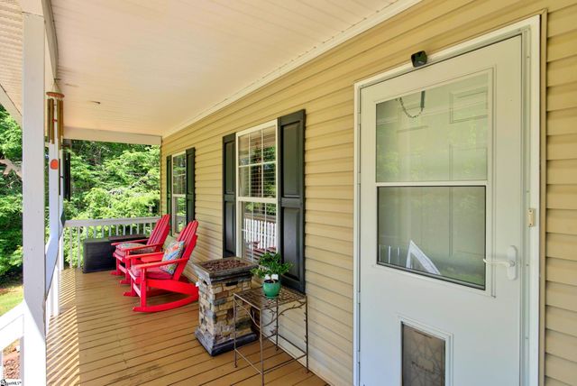 208 Valley Road, Travelers Rest, SC 29690