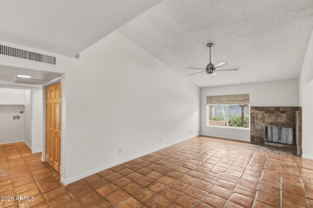 2745 E LARKSPUR Drive, Phoenix, AZ 85032