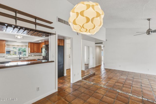2745 E LARKSPUR Drive, Phoenix, AZ 85032