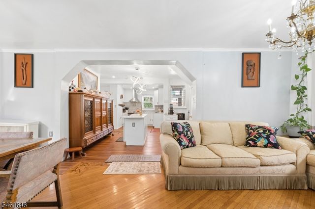 120 Norman St, East Orange City, NJ 07017