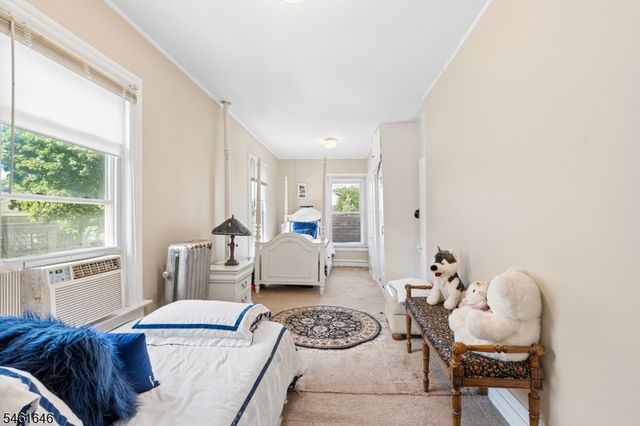 120 Norman St, East Orange City, NJ 07017