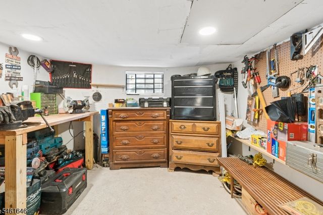 120 Norman St, East Orange City, NJ 07017