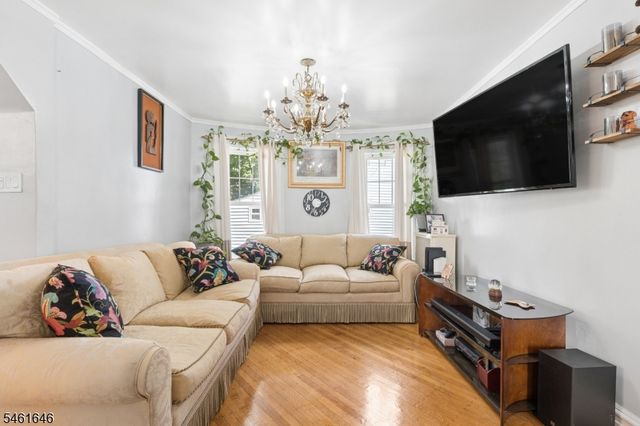 120 Norman St, East Orange City, NJ 07017