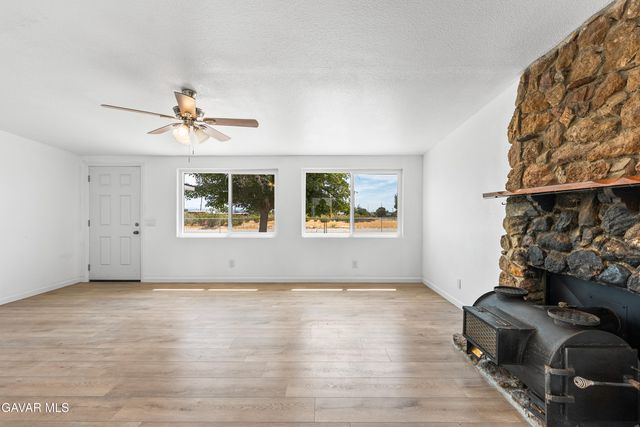 26111 Morongo Drive, Mojave, CA 93501