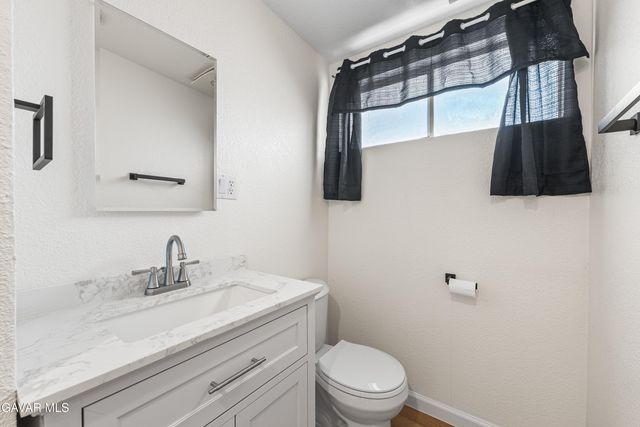 26111 Morongo Drive, Mojave, CA 93501